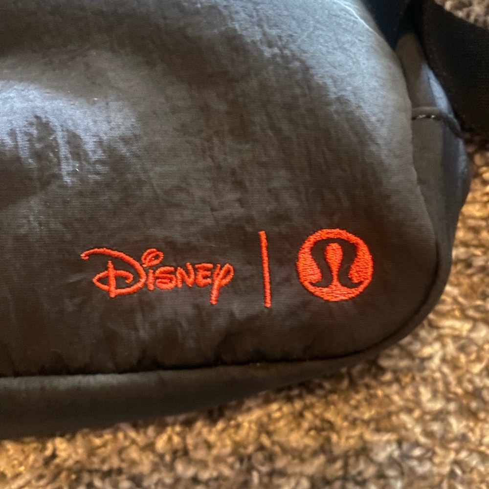lululemon x Disney athletica Black Belt Bag with Red Mickey Outline - Picture 3 of 4